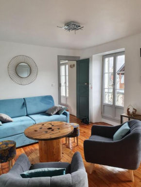 BEL APPARTEMENT LUCHON CENTRE WIFI - CLIMATISATION 6 COUCHAGES